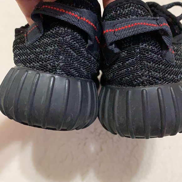 Adidas Yeezy Boost 350
Pirate Black (2015) - Picture 3 of 13